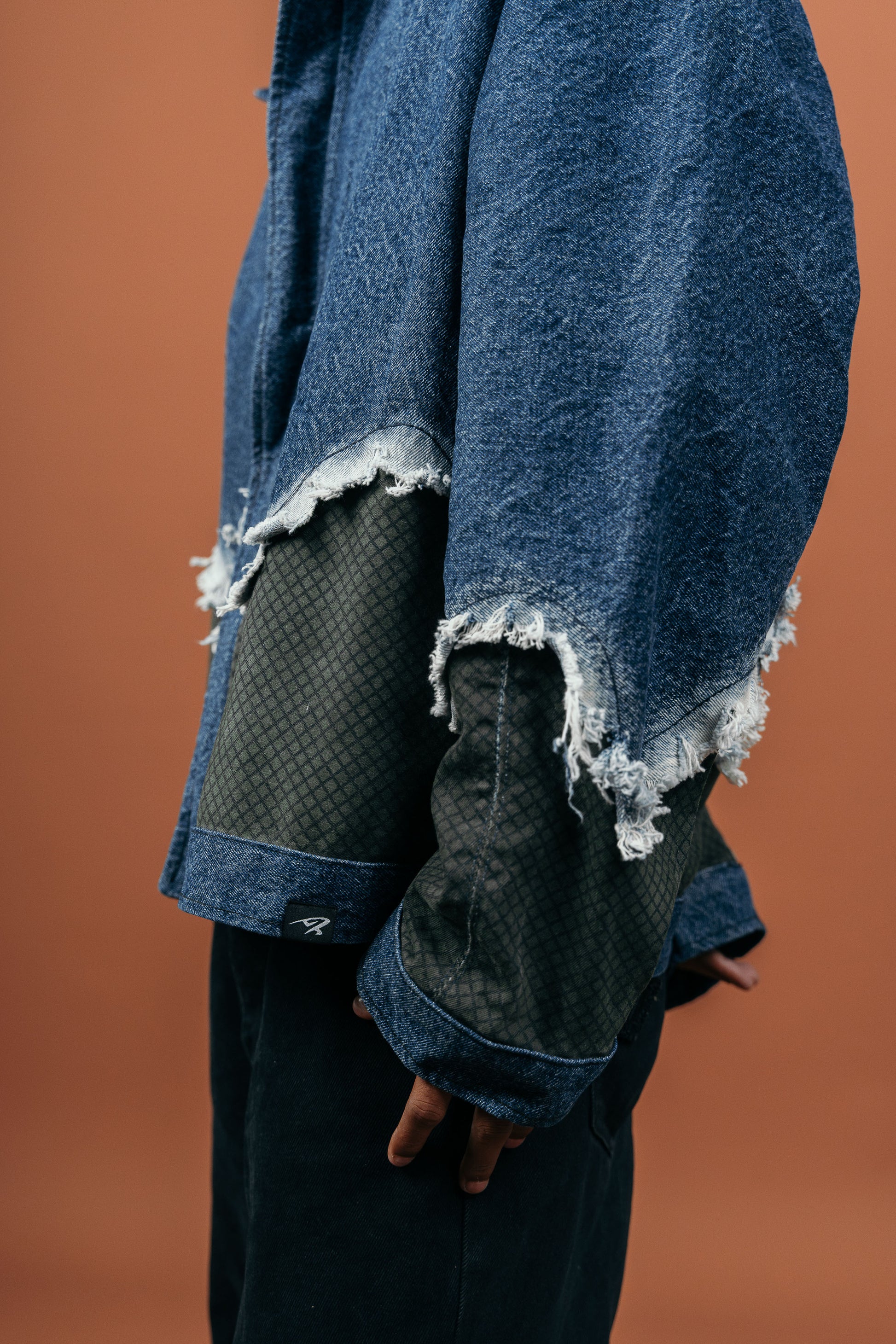 ISLAND JACKET