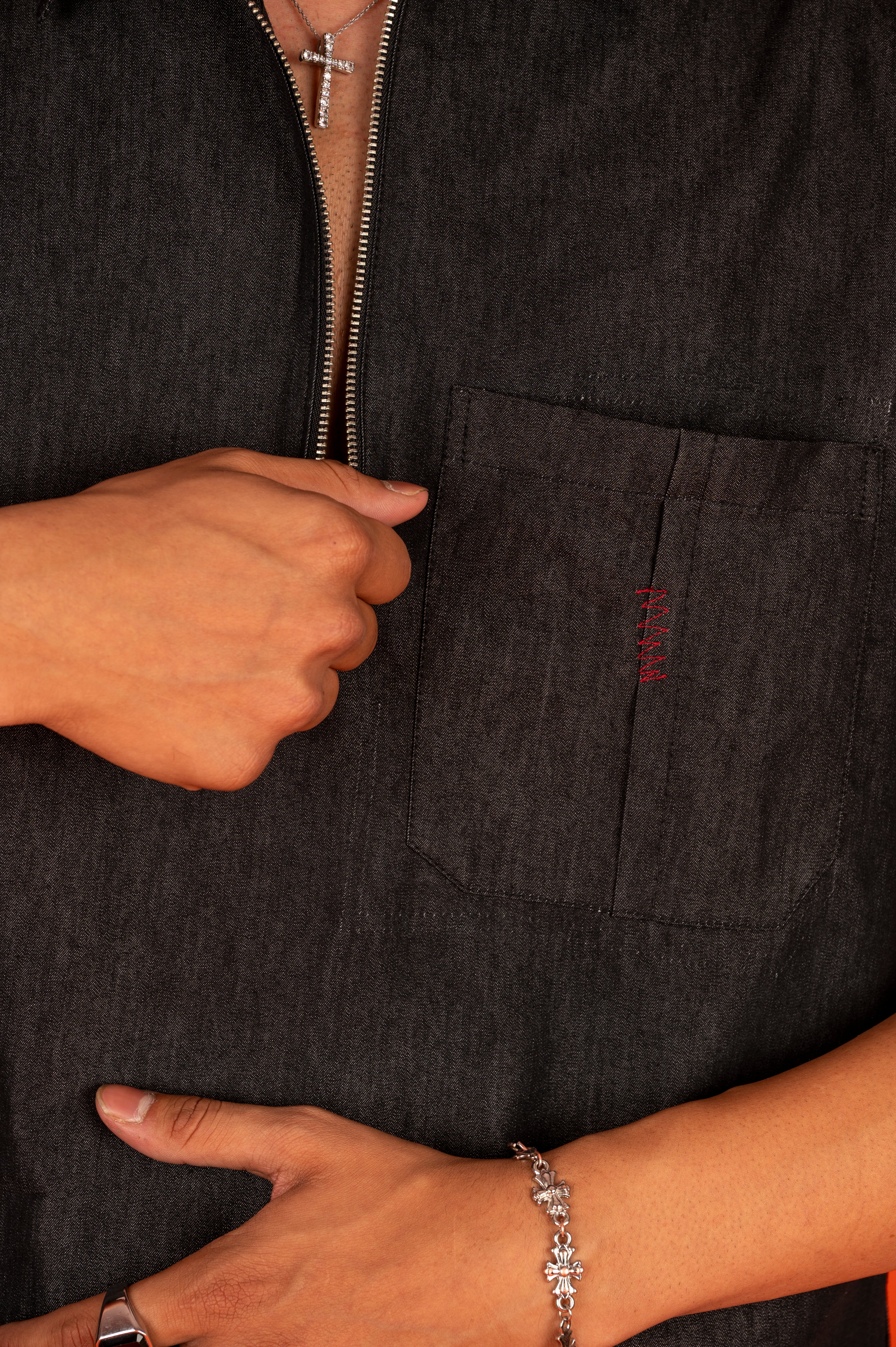 ZIP UP POLO IN BLACK